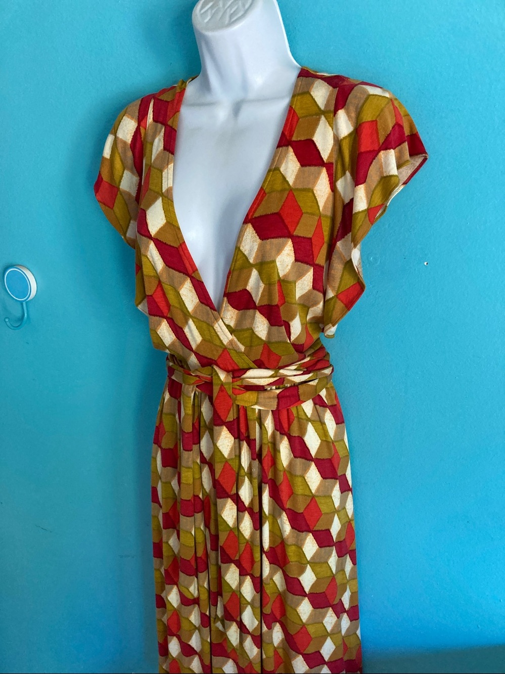 L.A.M.B Gwen Stefani 2007 Vintage Wrap Dress Size 8 Geometric Flutter Sleeve - Picture 9 of 13